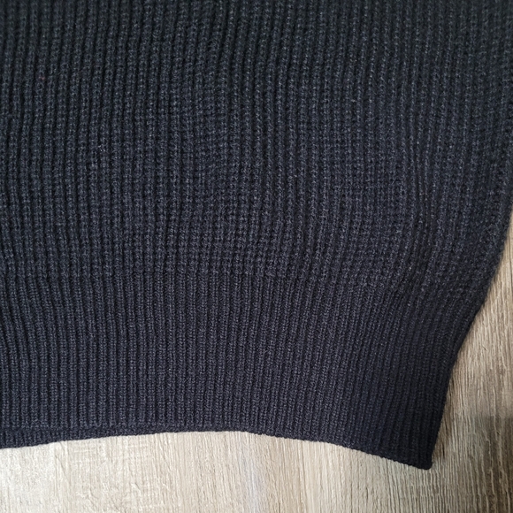Diane Von Furstenberg Black V-neck Vintage Sweater - Picture 4 of 11